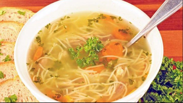 Medicii avertizează! Consumul de ciorbă poate fi una dintre cauzele apariţiei cancerului la stomac