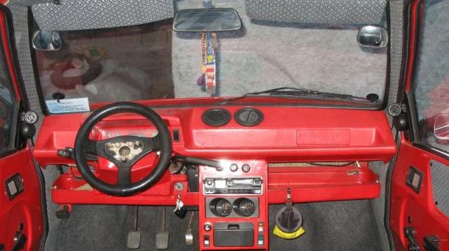 Dacia. Dacia 1300 FUNERAL. Maşina cu care nu vroiai să te întâlneşti niciodată pe stradă