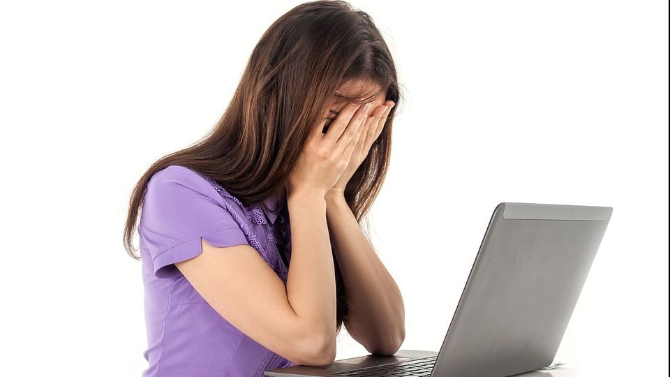 Cele mai amuzante scuze pe care angajații le-au folosit ca să scape de o zi de muncă