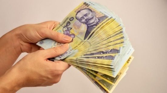 Haos în sistemul de salarizare. Scăderile veniturilor ajung, în unele cazuri, şi la 40%