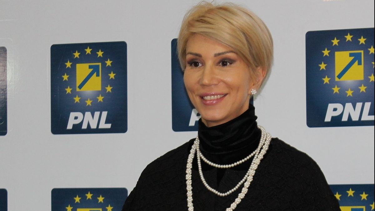 Raluca Turcan anunță că PNL n-a hotărât dacă va susține moțiunea USR pe Justiție