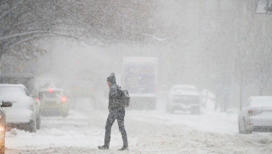 Va fi urgie în Bucureşti, din cauza viscolului! Avertismentul poliţiştilor rutieri