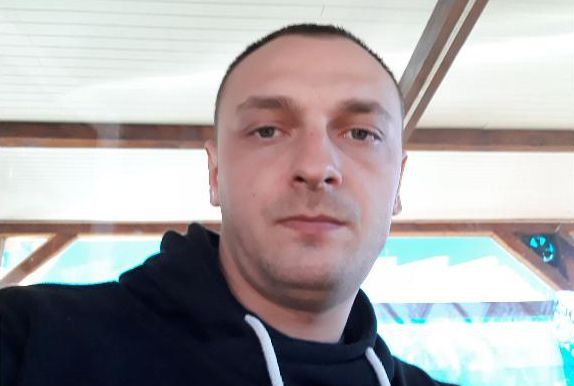 UPDATE: Oficial - De ce a murit bărbatul aruncat din maşină, pe o stradă din Pitești VIDEO)