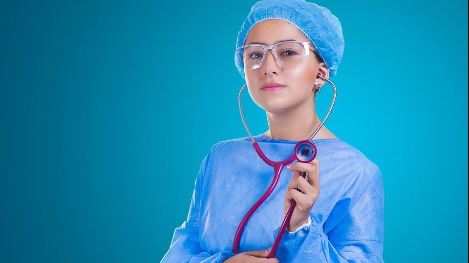 Cinci secrete pe care asistentele medicale ar vrea să ți le dezvăluie, dar nu pot