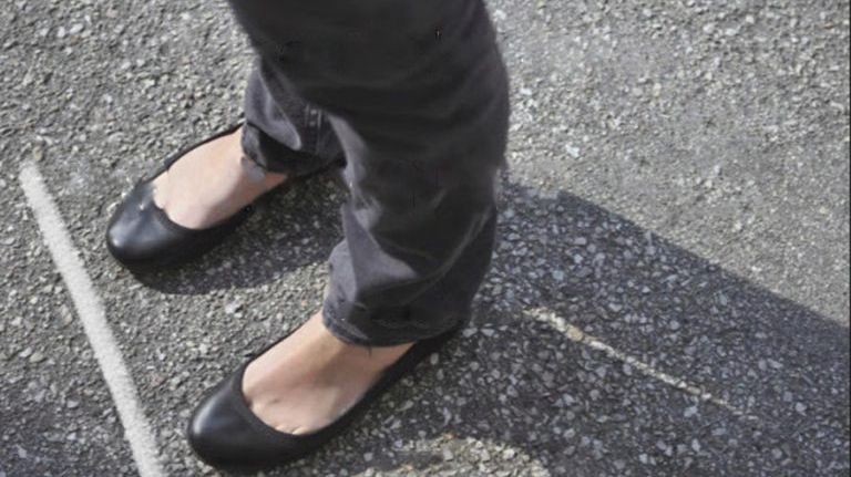 Nu se mai poartă balerinii! Cu ce trebuie să îi înlocuiești în primăvara 2018