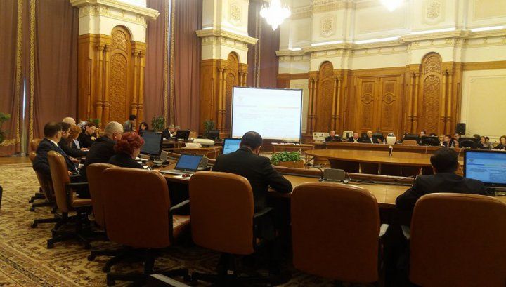 Comisia Iordache ar urma să se reunească miercuri sau joi. Aşteaptă ultima motivare de la CCR