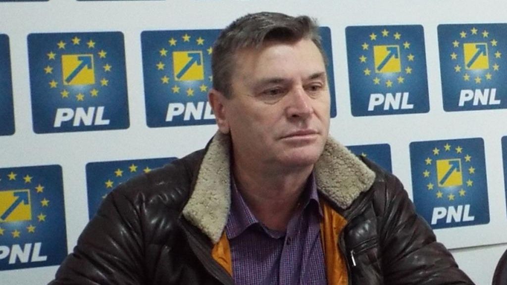 Iniţiatorul legii pentru pensiile speciale, declaraţii halucinante: Retrag semnătura, dar tot votez!