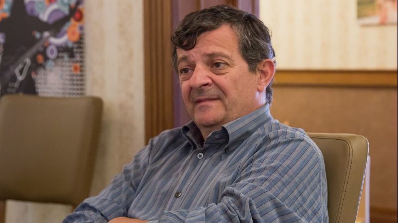 Sima: Frații Păunescu erau prieteni cu Ceaușeșcu. Vă amintiți de "suveica financiară" din anii '90?