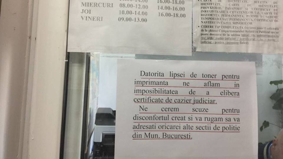 Nu eliberăm caziere... pentru că nu avem cerneală la imprimantă!