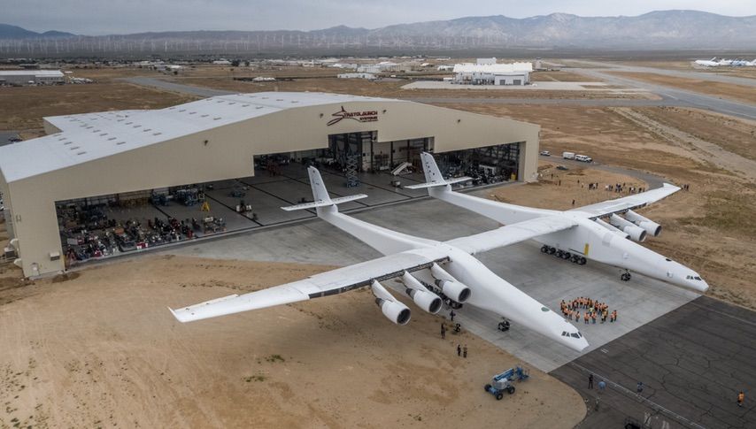 Cel mai mare avion construit vreodată, foarte aproape de primul său zbor