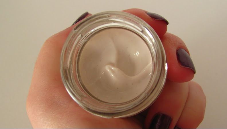 Cum îţi alegi crema de faţă în funcţie de vârstă