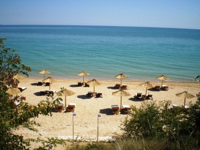 Loviturile date de ruşi pe litoralul bulgăresc. Sute de mii de proprietăţi şi tunuri imobiliare