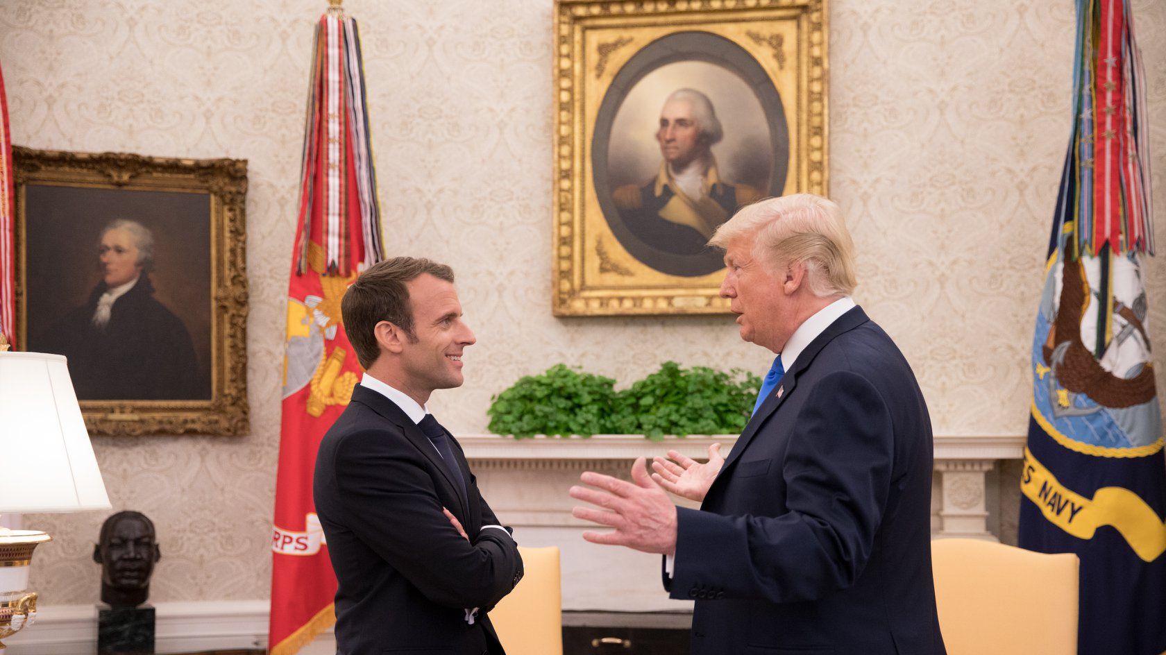Trump și Macron vor un ”nou” acord nuclear cu Iranul. Avertismentul președintelui SUA