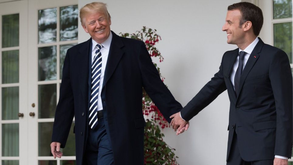 Emmanuel Macron anunță că Trump va retrage SUA din acordul cu Iranul. Ce urmează