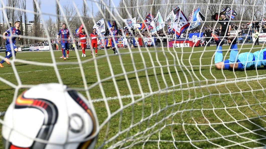 Steaua - Rapid, 14 aprilie, ora 19:45 // Câte bilete s-au dat și cât costă