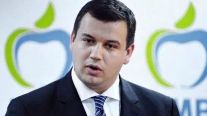 Eugen Tomac, despre plecările din PMP la PSD: "A plecat un singur deputat. Restul sunt la muncă"