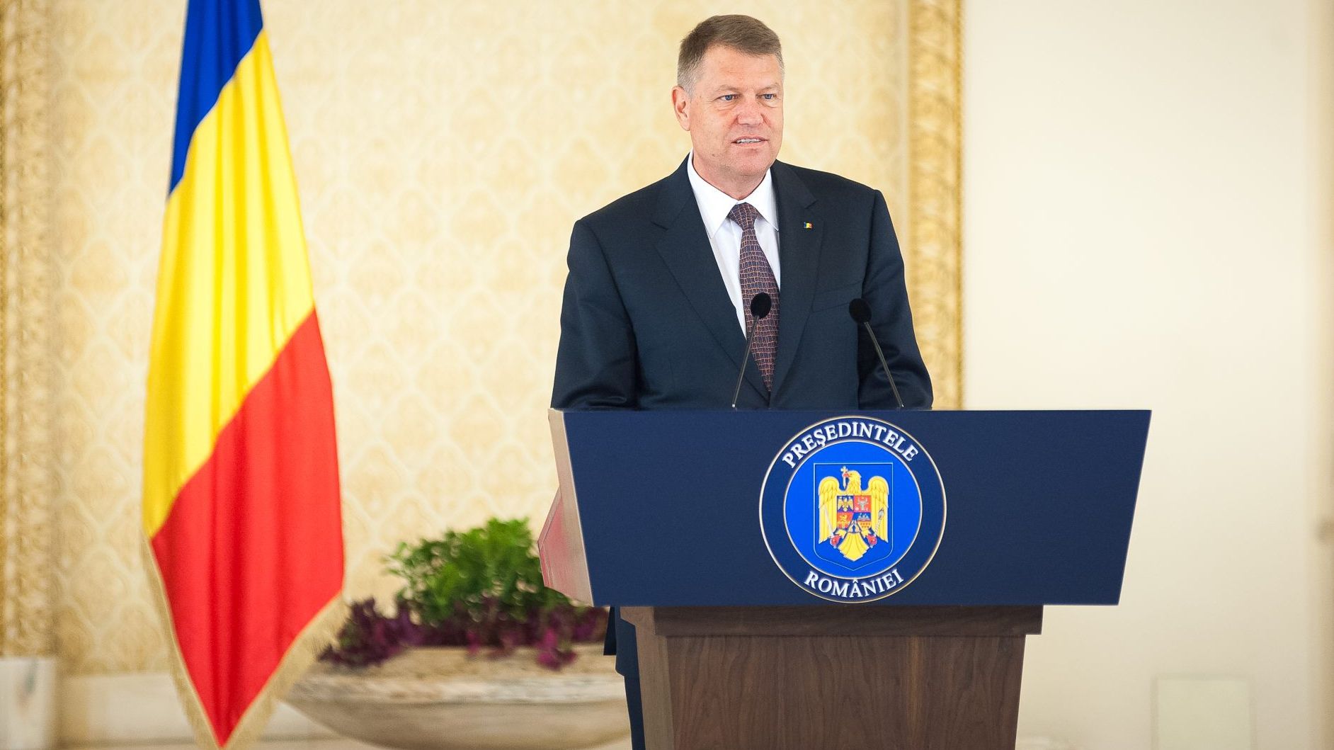 Klaus Iohannis, despre Pilonul II de pensii: Îi somez pe guvernanţi să îşi revină