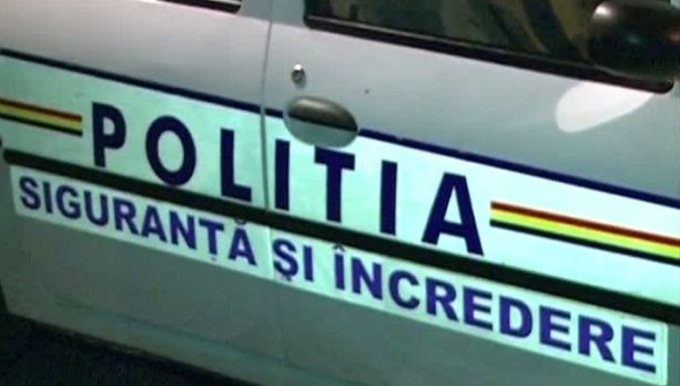 Tragedie în Maramureş: O femeie a murit strivită de o remorcă şi trei copii au fost grav răniţi