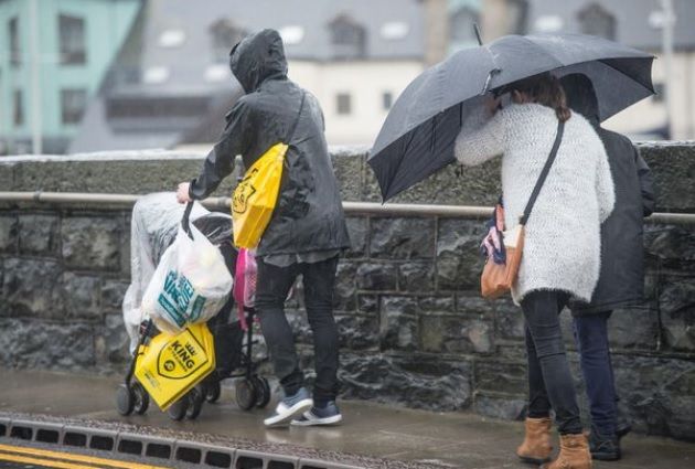 ALERTĂ METEO de fenomene periculoase: COD GALBEN de furtuni şi grindină. HARTA