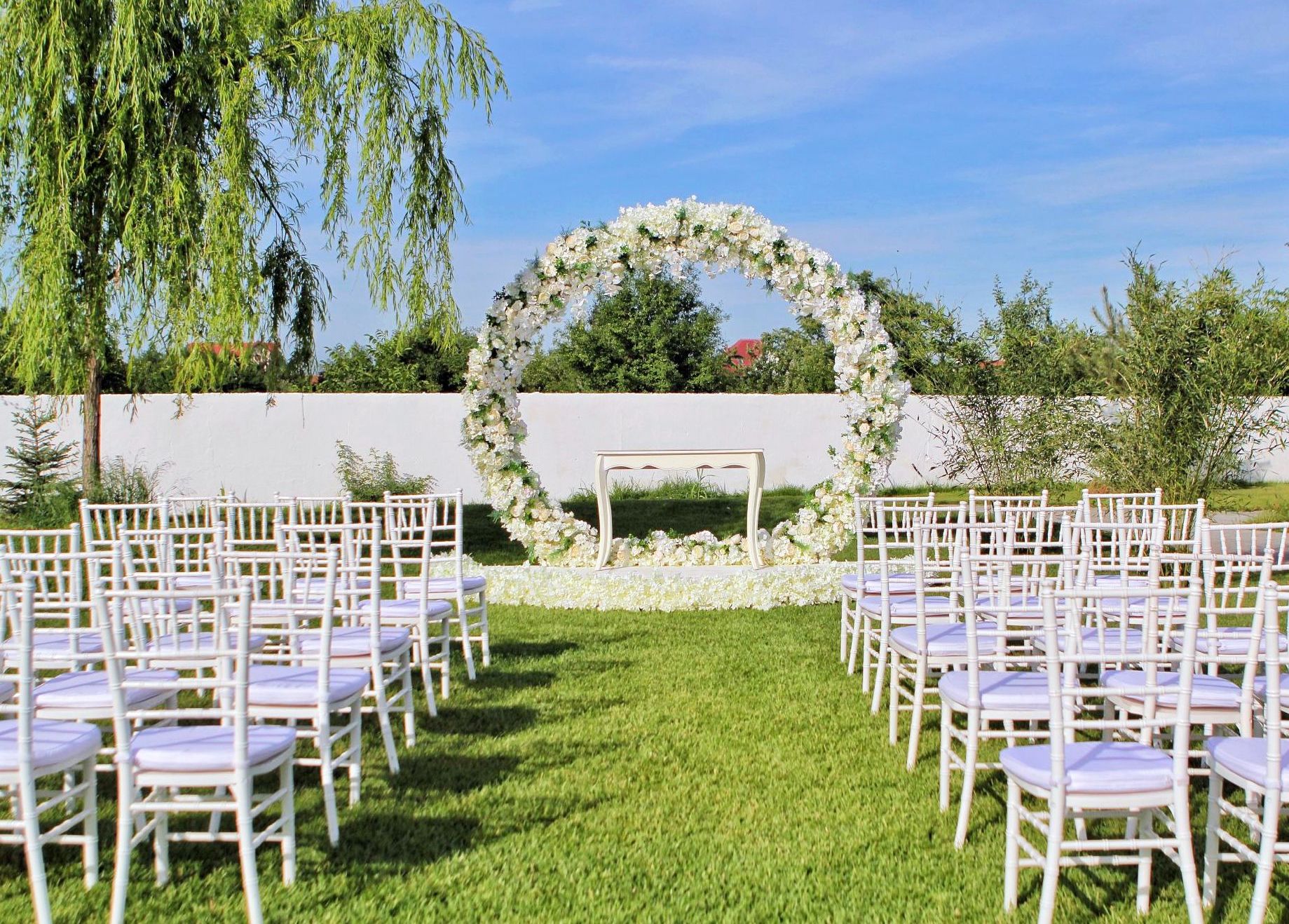 Cununie în aer liber (P)