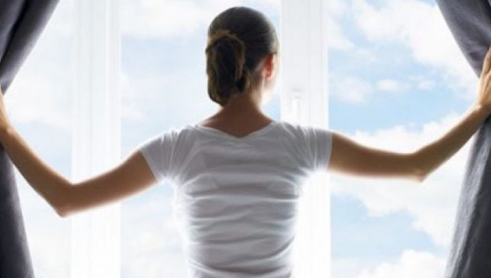 Cum să îţi răcoreşti instant casa fără aer condiţionat