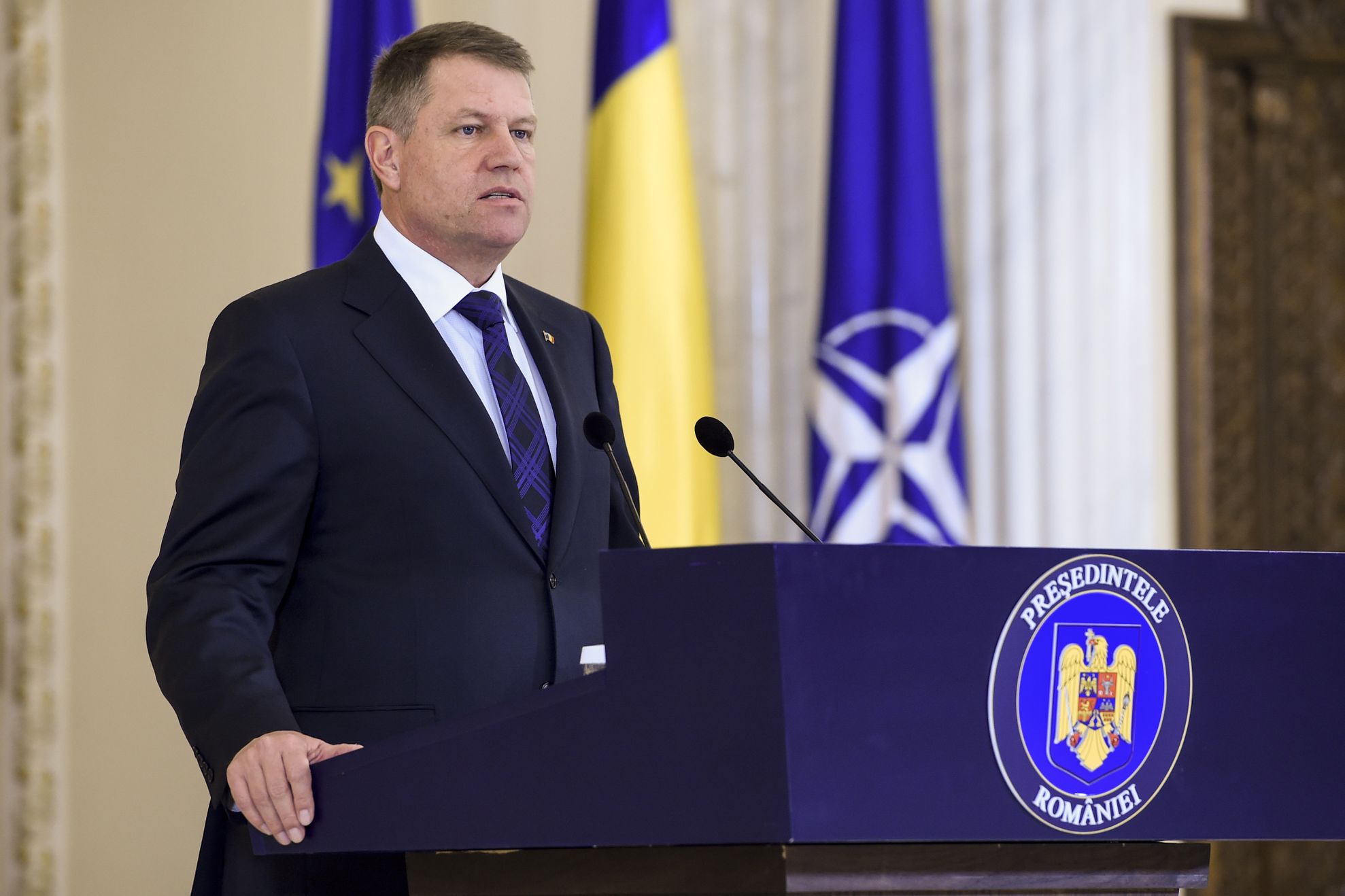 Klaus Iohannis se află în Germania, în plin scandal legat de revocarea șefei DNA