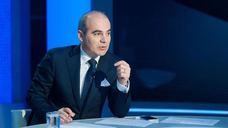 Rareş Bogdan, ŞOCAT de "transformarea uluitoare a Alinei Mungiu-Pippidi"