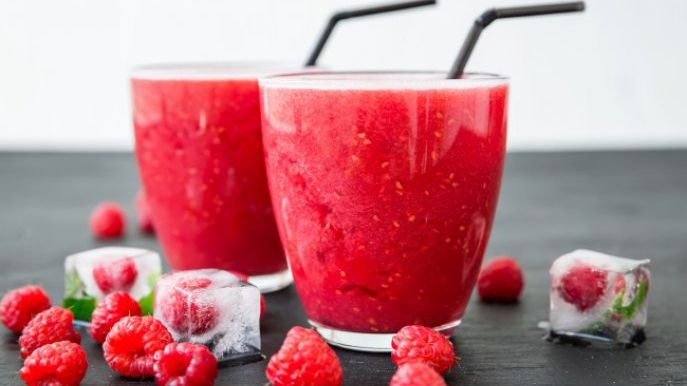 Cum să faci cel mai bun sirop de zmeură - te va răcori imediat!