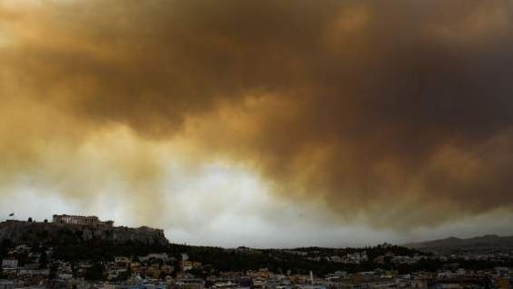 Incendii Grecia. Mărturii din infern. Un român din Atena: "Se simţea focul şi fumul dens"