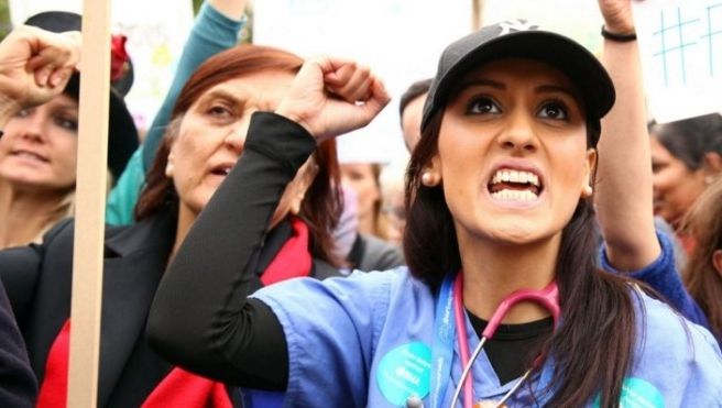 Angajaţii Ministerului Tineretului şi Sportului, în grevă împotriva Guvernului