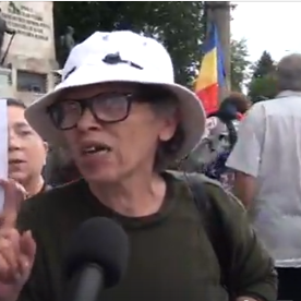 Proteste la Cotroceni. Câteva sute de oameni au ieşit în stradă