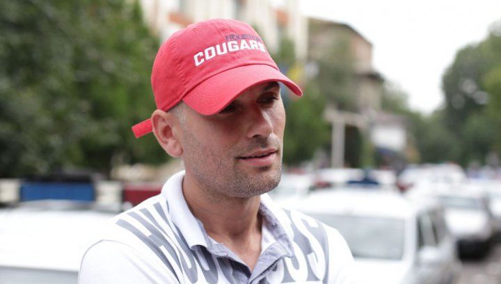 Șoferul mașinii cu numere anti-PSD: "Fac plângere penală"