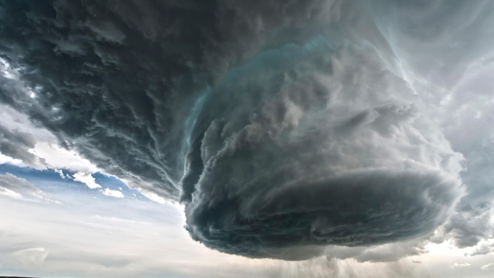 Explicaţia meteorologilor pentru vremea extremă care a lovit întreaga planetă. Ce va urma