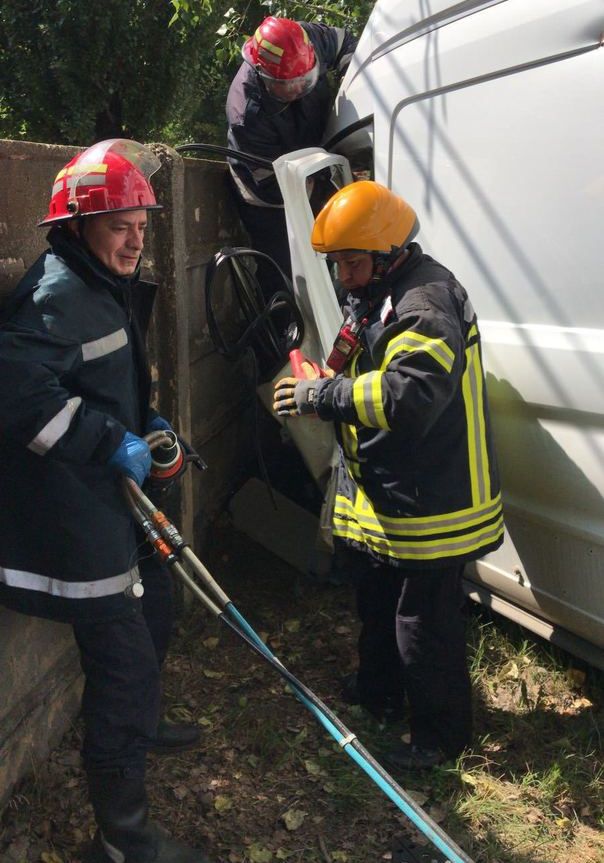 Circulaţie blocată pe şoseaua de centură din Bucureşti în urma unui accident rutier grav