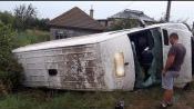 Accident de microbuz în Olt, o persoană a murit, cinci au fost rănite (VIDEO)