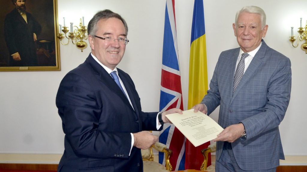 Marea Britanie are un nou ambasador în România. Cine este acesta şi unde şi-a început cariera 