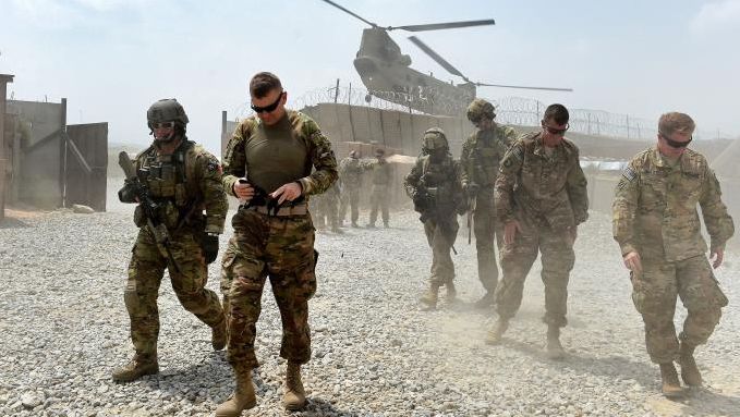 Canada trimite în România 135 de militari şi avioane multirol