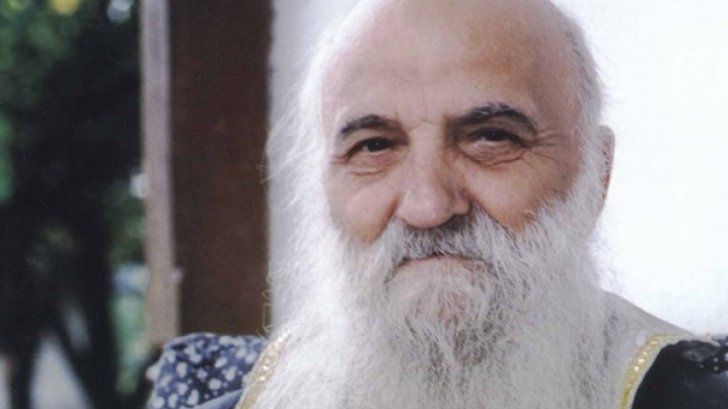 Profeţia părintelui Argatu: Jumătate de Bucureşti, sub dărâmături, jumătate în picioare, dar PUSTIU