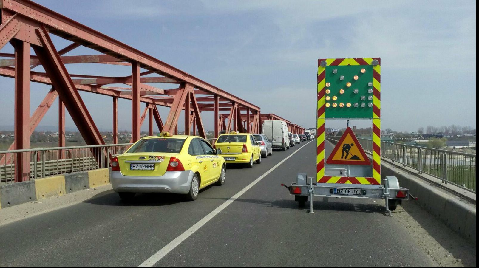 Se redeschide podul de la Mărăcineni!