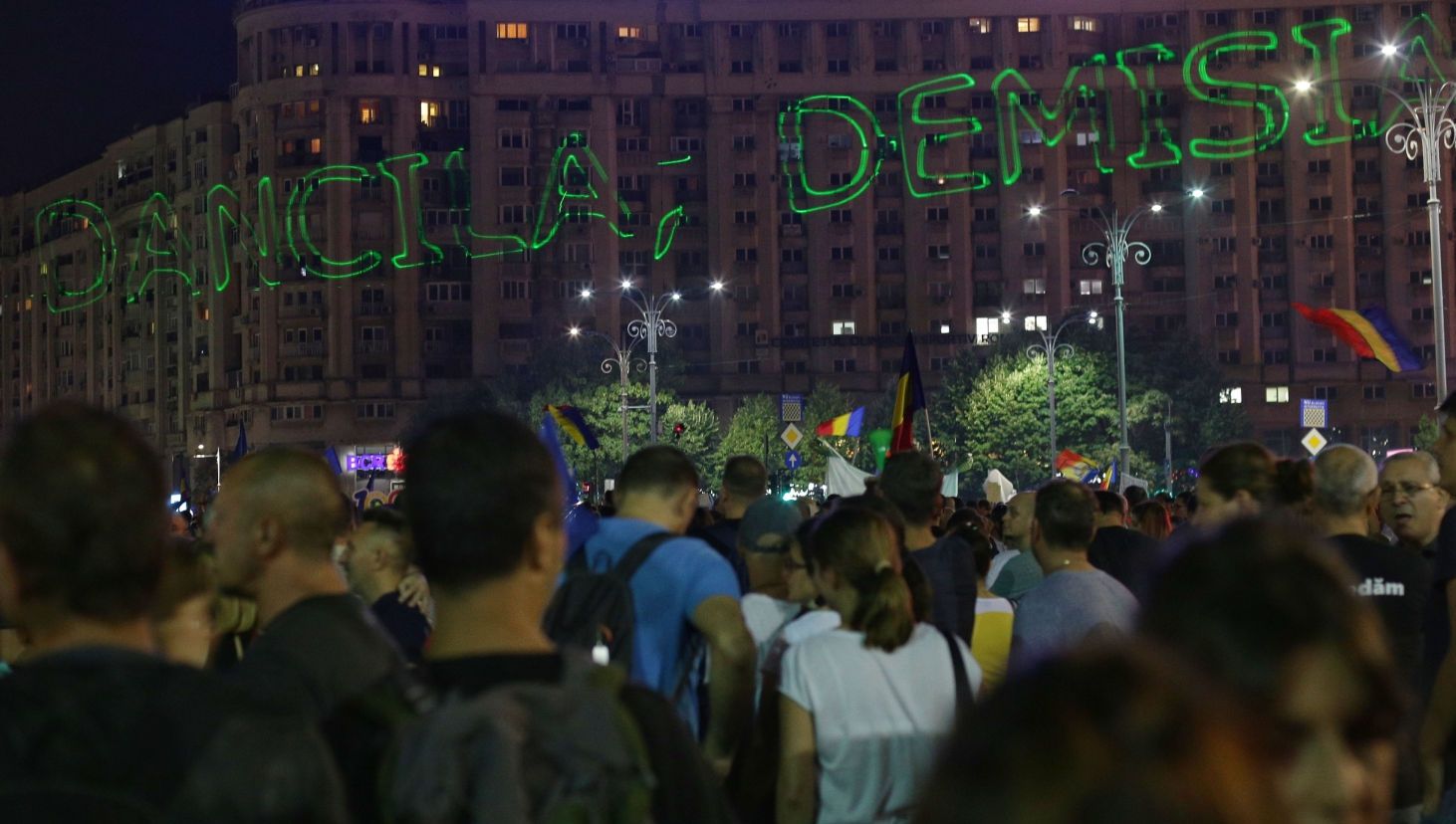 FILMUL protestului din 11 august. "Scenariul Puterii, dejucat": 65.000 de români în Piața Victoriei 