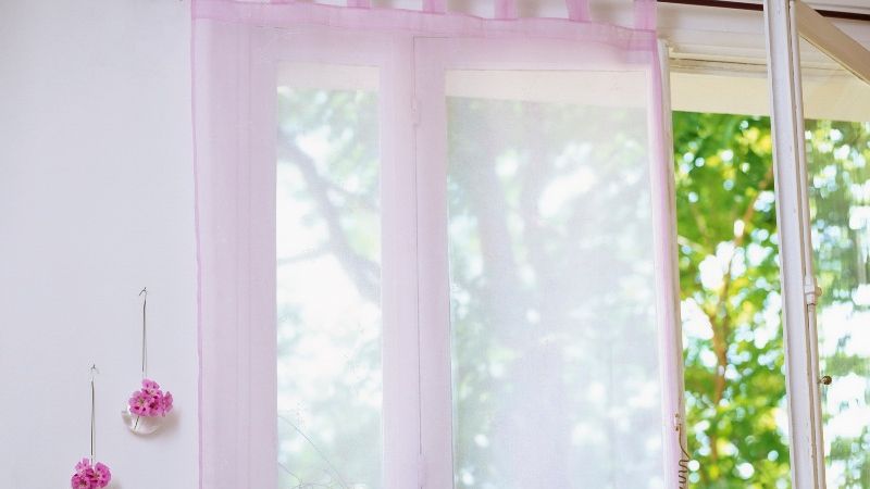 Răcoare fără aer condiţionat? Trucuri care te vor ajuta să scapi de căldură