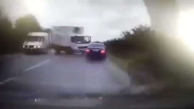 VIDEO: Momentul producerii accidentului în care a fost implicat preşedintele Republicii Moldova