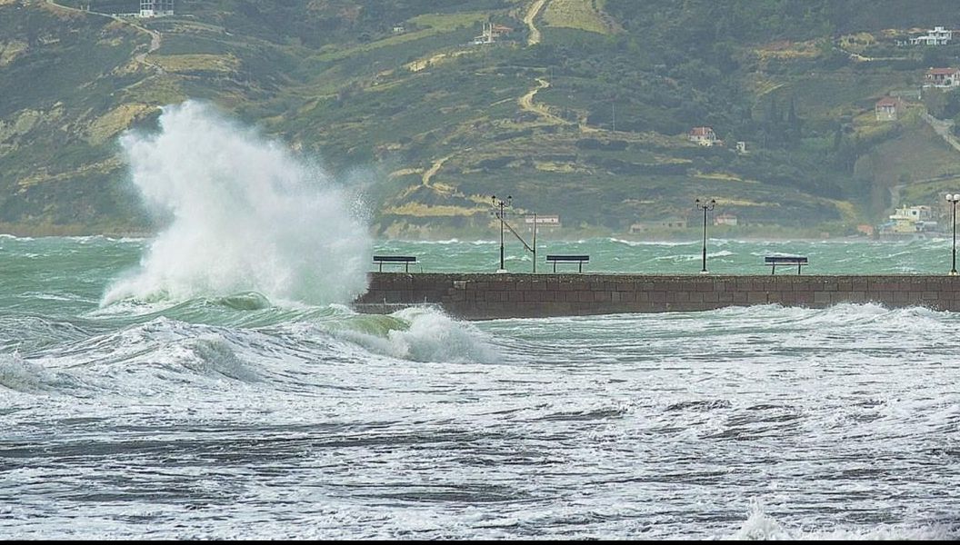 Ciclonul Zorbas: Trei persoane, date dispărute în insula Eva
