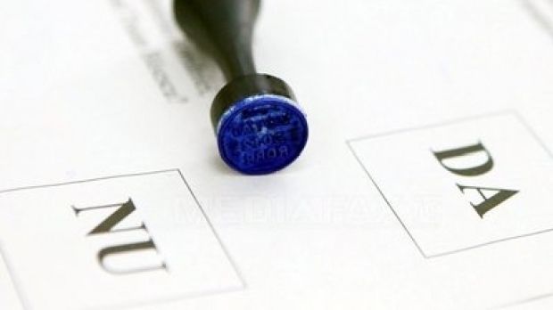 Redefinirea familiei în Constituție votată de Parlament, cu ajutorul PNL. USR a votat împotrivă