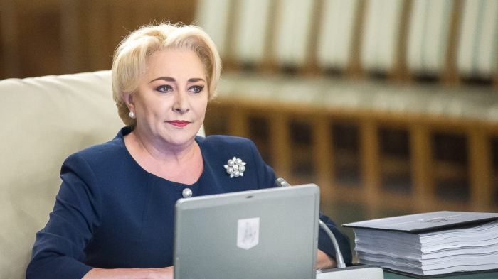 Guvernul a rămas fără bani. Împrumuturi pentru autoritățile locale, somații de plată pentru români