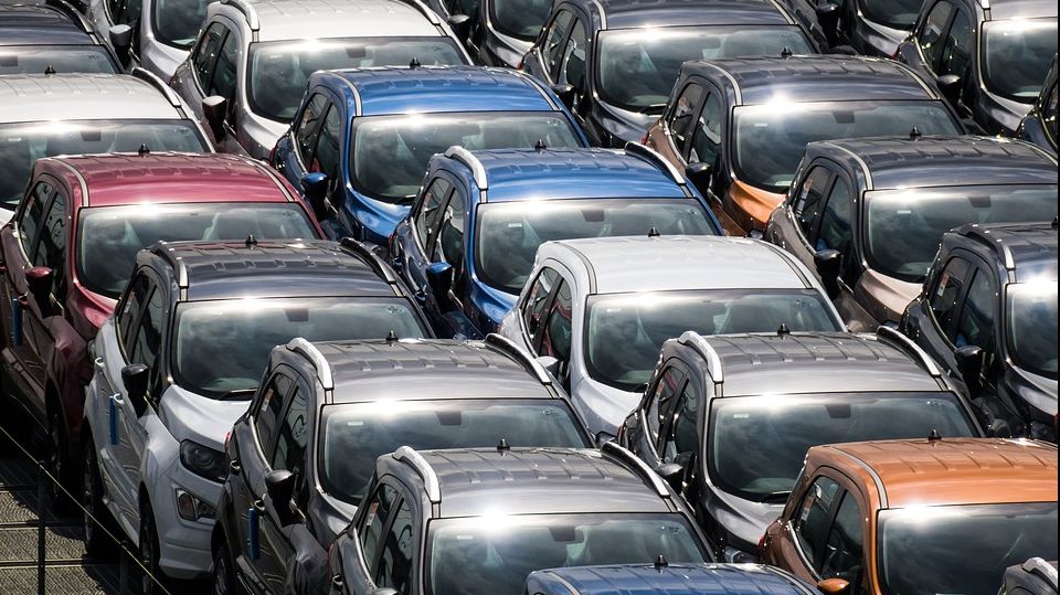 Atenție, șoferi. Programul serviciilor pentru permise și înmatriculări auto, modificat