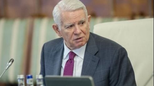 Meleșcanu nu recunoaște guvernul Maia Sandu și vrea alegeri anticipate. Reacția MAE