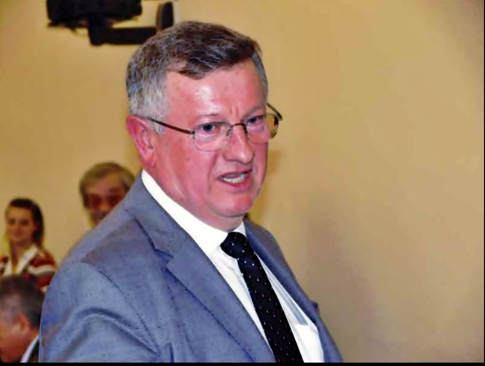 Școală din Bistrița, cu WC în fundul curții! Primarul Crețu îi trimite pe copii la… oliță