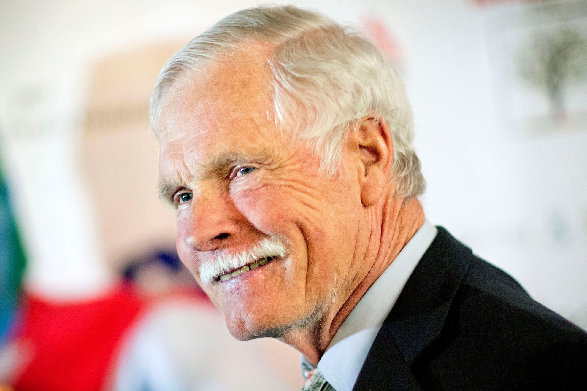 Fondatorul CNN, Ted Turner, dezvăluie că suferă de demenţă