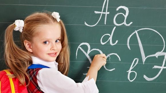 Elevii intră în vacanță de luni! Structura anului școlar 2018-2019